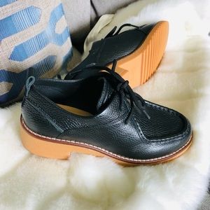 NEW Clarks Eden Women’s SIZE 7 Black Mid Lace Leather Loafer Shoes